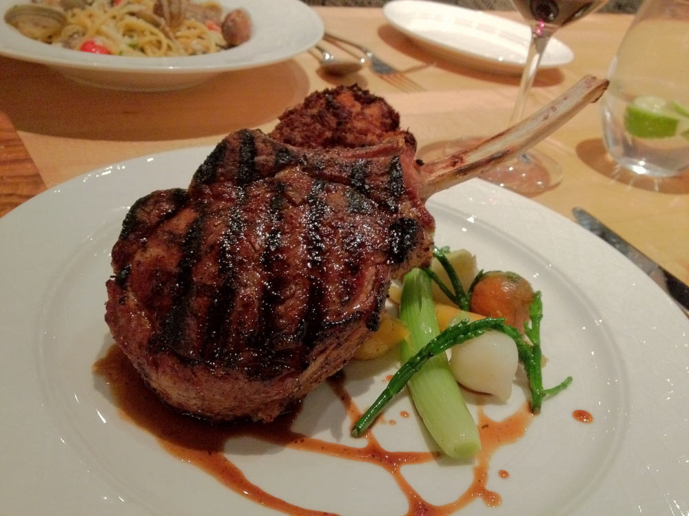 Carré de veau rôti aux girolles